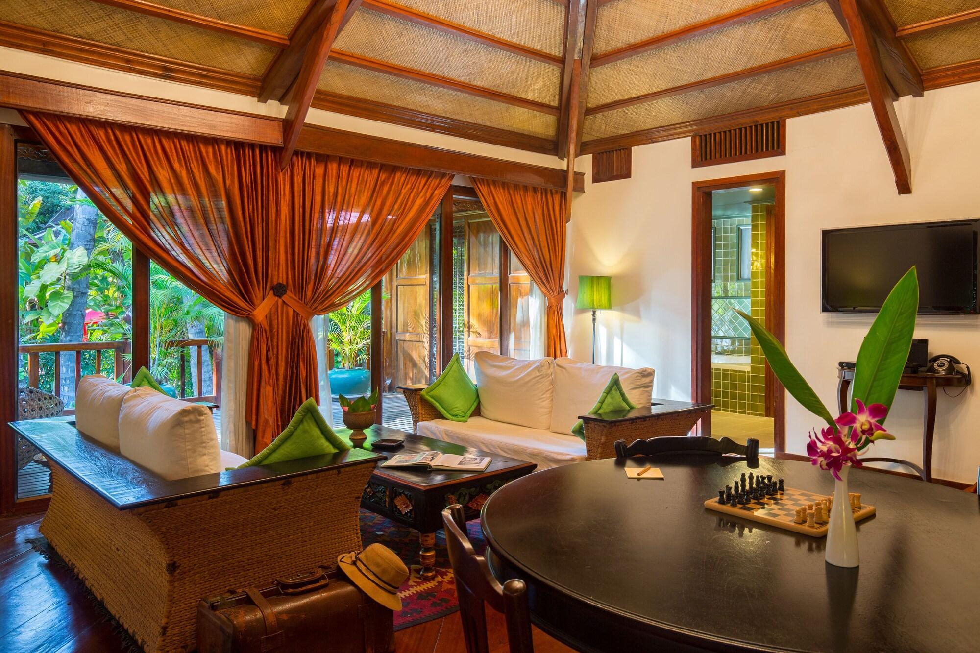 Angkor Village Hotel - Small Luxury Hotels Of The World Siem Reap Luaran gambar The interior of a villa at the resort