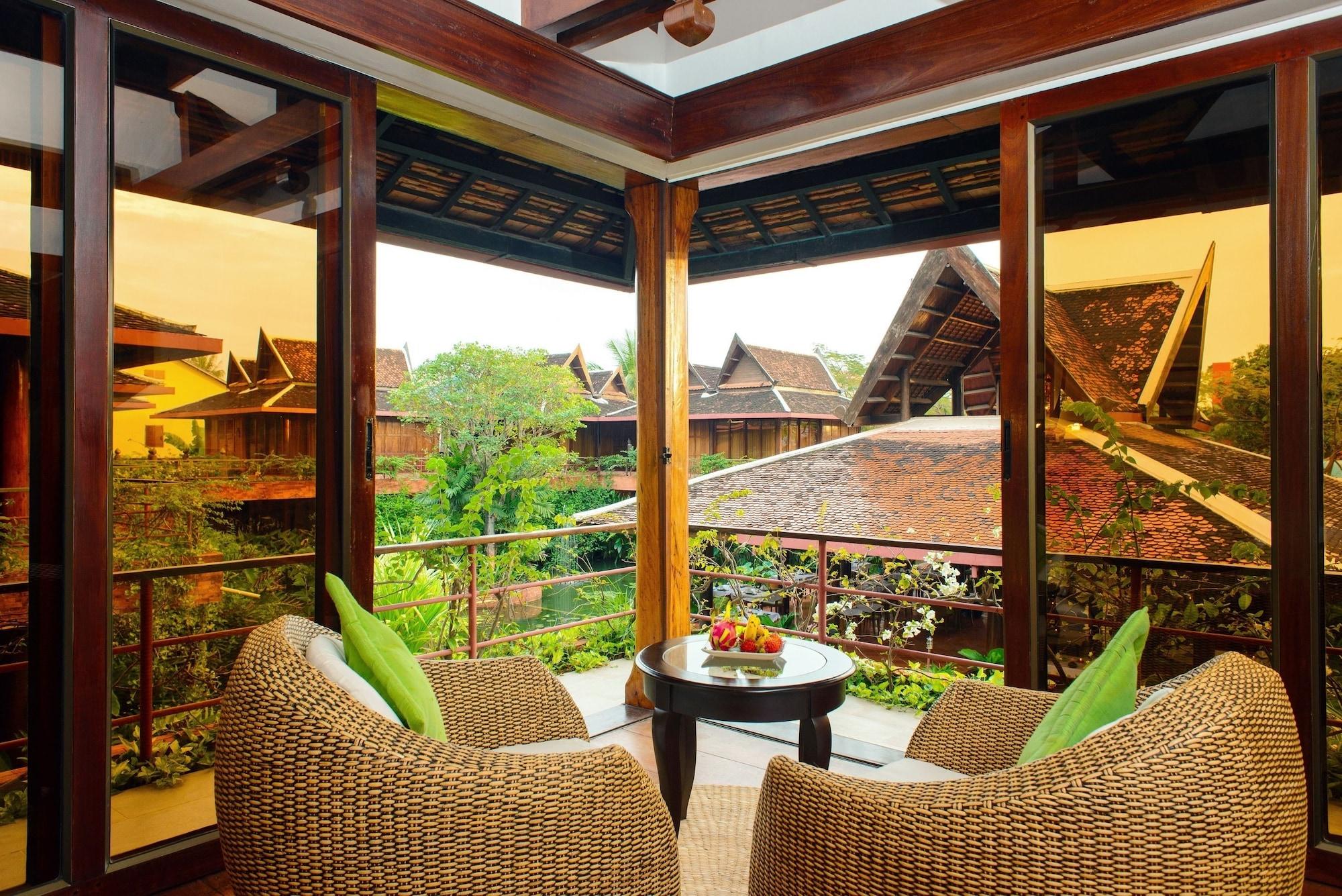 Angkor Village Hotel - Small Luxury Hotels Of The World Siem Reap Luaran gambar A view from a suite at the resort
