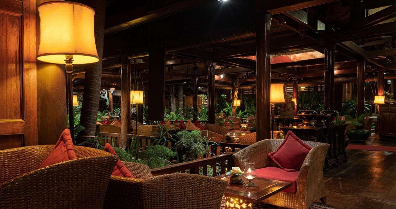 Angkor Village Hotel - Small Luxury Hotels Of The World Siem Reap Luaran gambar The interior of the restaurant