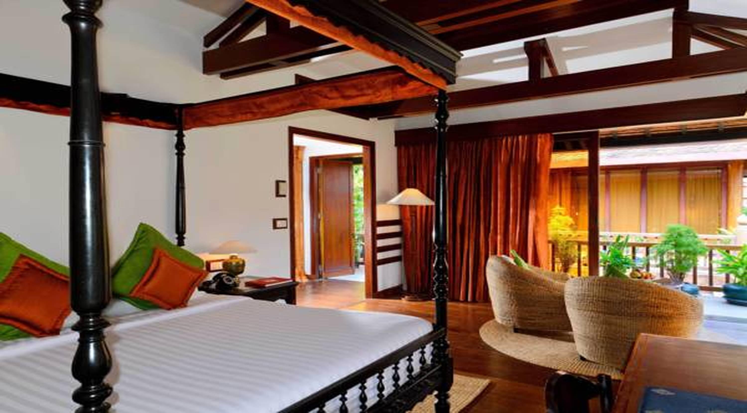 Angkor Village Hotel - Small Luxury Hotels Of The World Siem Reap Luaran gambar A bedroom at the resort