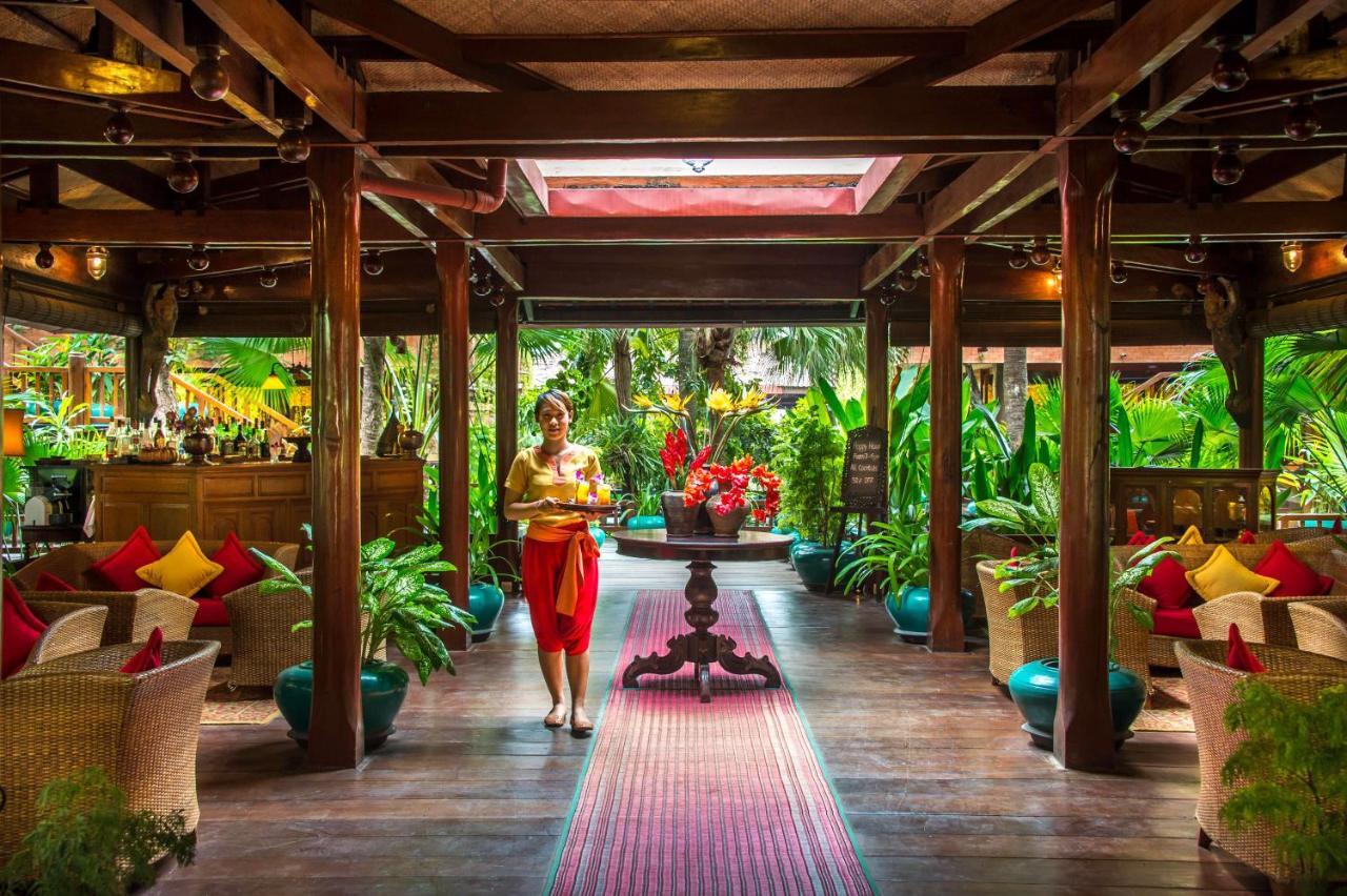 Angkor Village Hotel - Small Luxury Hotels Of The World Siem Reap Luaran gambar The interior of the restaurant